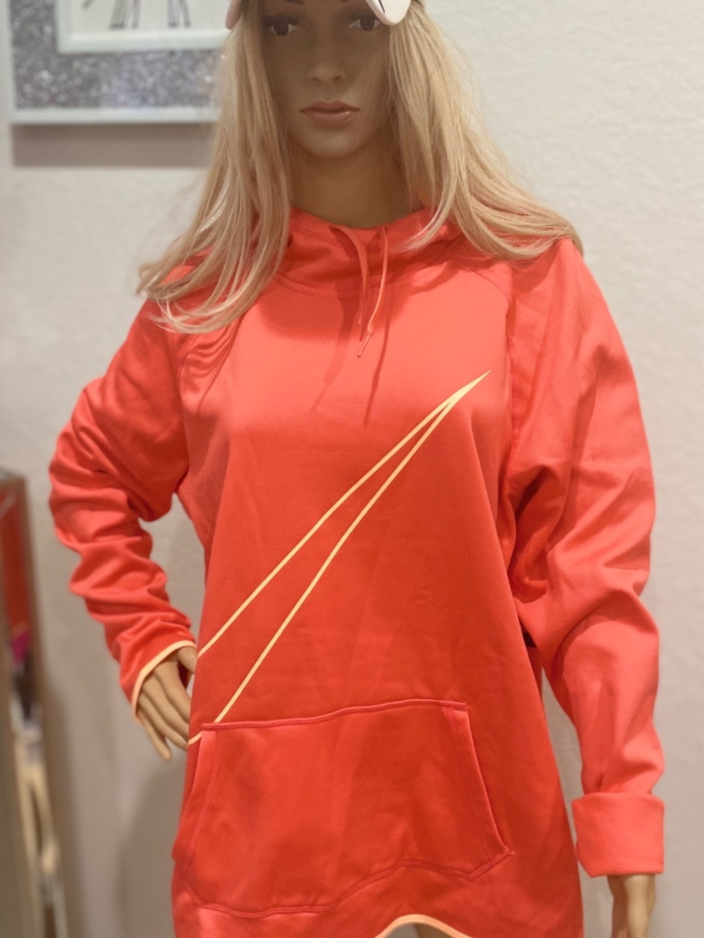 NWT! Nike Therma Athletic Hoodie Women's Orange XL